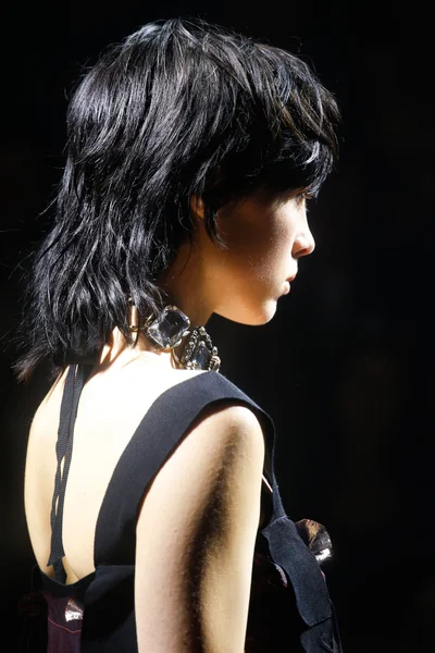 Look 11